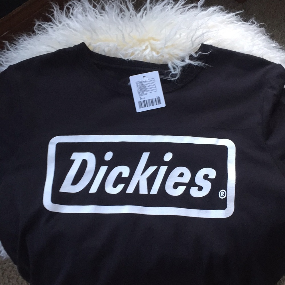 UO exclusive dickies crop top long sleeve